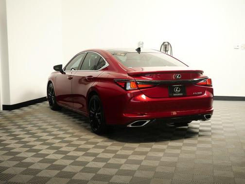 2025 Lexus ES 350 Base