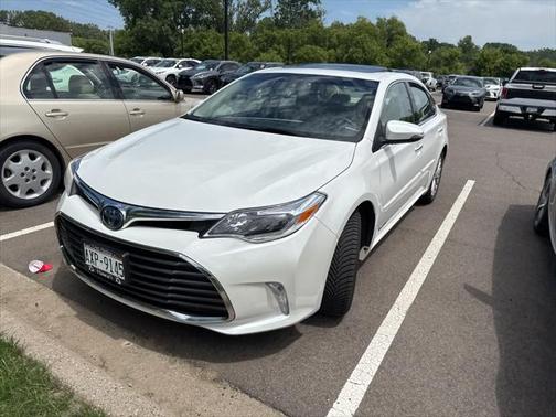 2018 Toyota Avalon Hybrid Limited