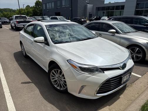 2018 Toyota Avalon Hybrid Limited
