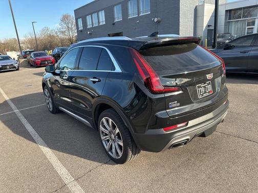 Stellar Black Metallic 2019 Cadillac XT4 Premium Luxury