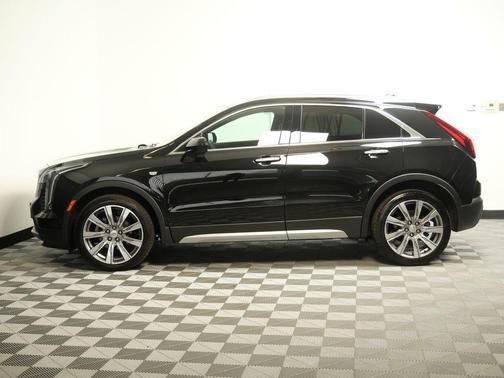 Stellar Black Metallic 2019 Cadillac XT4 Premium Luxury