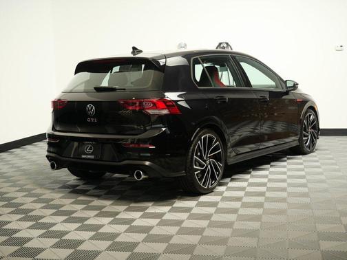 2024 Volkswagen Golf GTI 2.0T S DSG