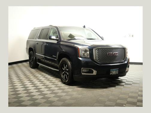 2017 GMC Yukon XL Denali