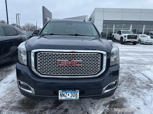 2017 GMC Yukon XL Denali