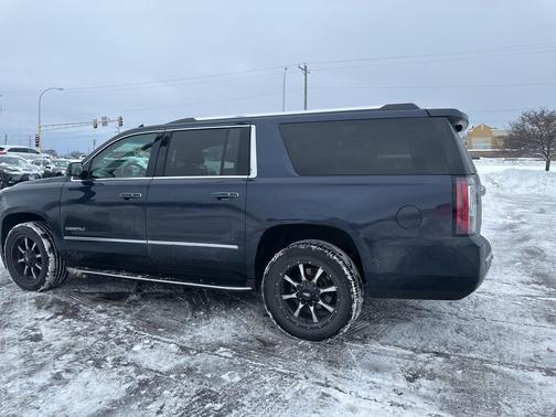 2017 GMC Yukon XL Denali