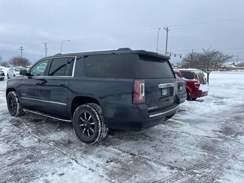 2017 GMC Yukon XL Denali