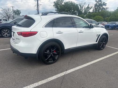 2015 INFINITI QX70 Base