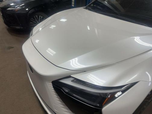 Eminent White Pearl 2023 Lexus RZ 450e 450e Luxury