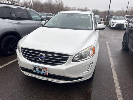 2017 Volvo XC60 T5 Inscription