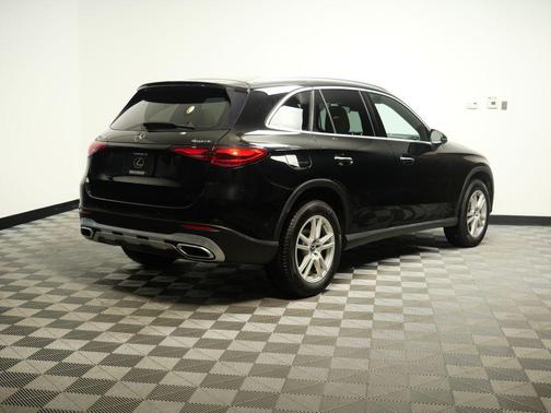 2023 Mercedes-Benz GLC 300 4MATIC