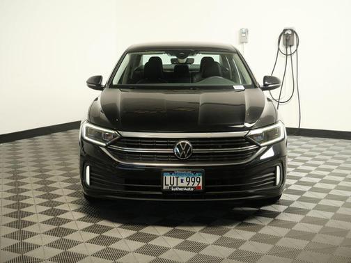 Deep Black 2024 Volkswagen Jetta 1.5T SEL