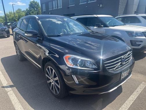 2014 Volvo XC60 T6 Platinum