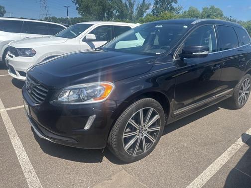 2014 Volvo XC60 T6 Platinum
