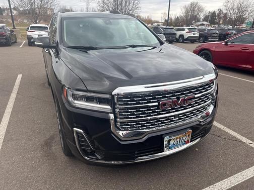 2020 GMC Acadia Denali