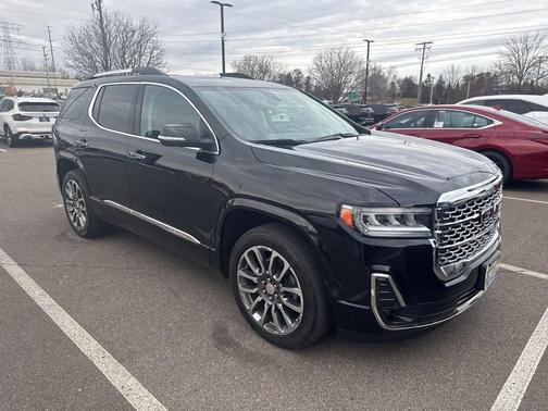 2020 GMC Acadia Denali