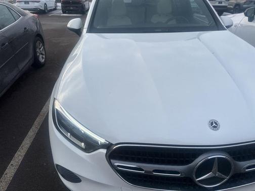 2025 Mercedes-Benz GLC 300 4MATIC