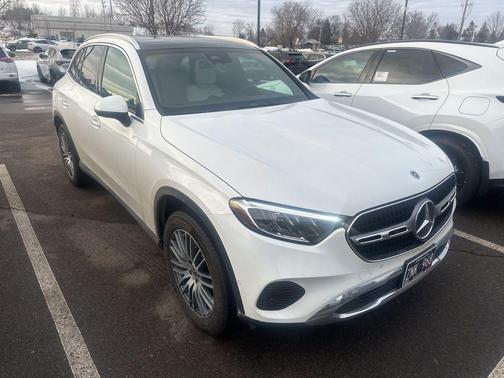 2025 Mercedes-Benz GLC 300 4MATIC