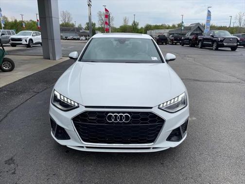 2022 Audi A4 45 S line Premium Plus