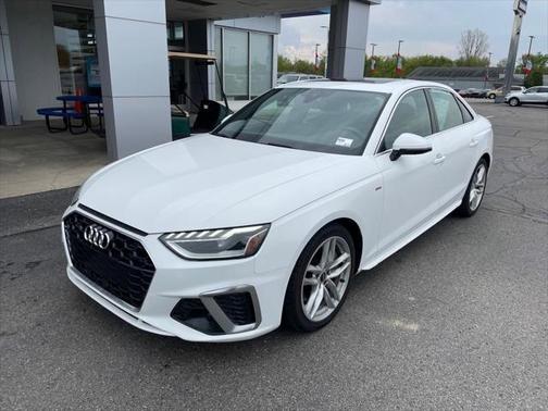 2022 Audi A4 45 S line Premium Plus