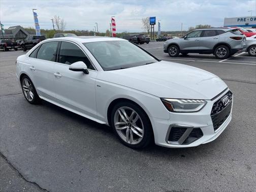 2022 Audi A4 45 S line Premium Plus
