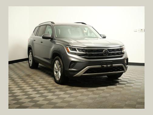 2022 Volkswagen Atlas 3.6L SE w/Technology