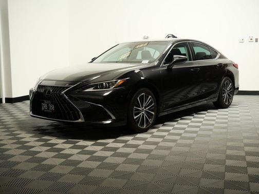 2025 Lexus ES 350 Base