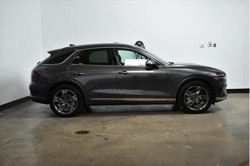 2024 Genesis Electrified GV70 Advanced