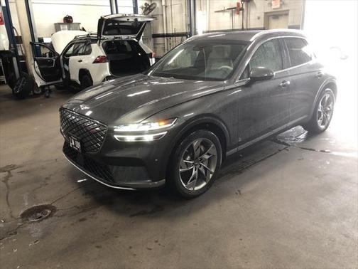 2024 Genesis Electrified GV70 Advanced