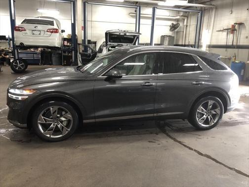 2024 Genesis Electrified GV70 Advanced