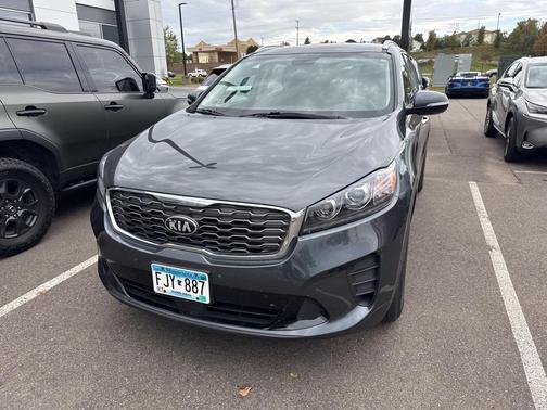 2020 Kia Sorento LX