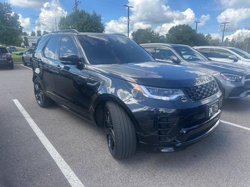 2024 Land Rover Discovery Dynamic SE