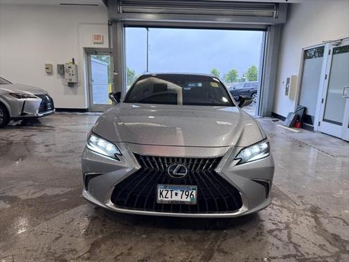 2024 Lexus ES 350 Ultra Luxury