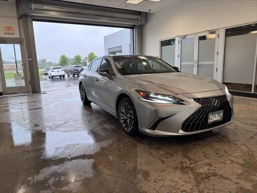 2024 Lexus ES 350 Ultra Luxury