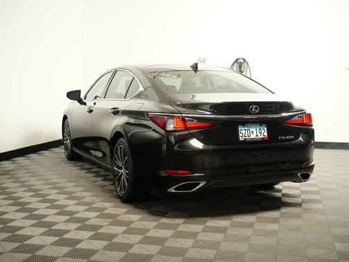 2025 Lexus ES 350 Base