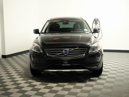 2014 Volvo XC60 T6 R-Design Platinum