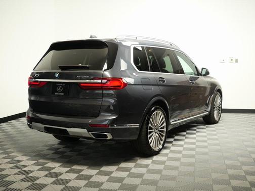 2019 BMW X7 xDrive40i