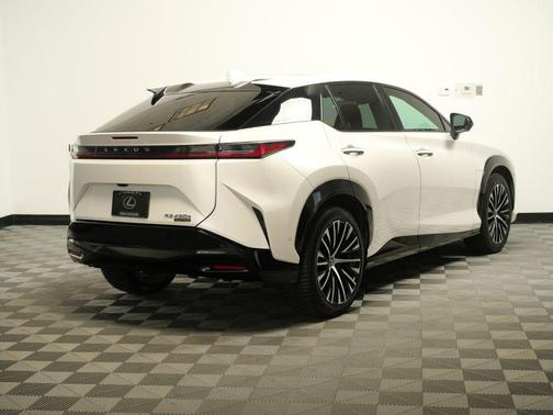 Eminent White Pearl 2023 Lexus RZ 450e 450e Luxury