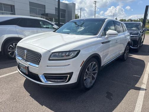 2020 Lincoln Nautilus Reserve
