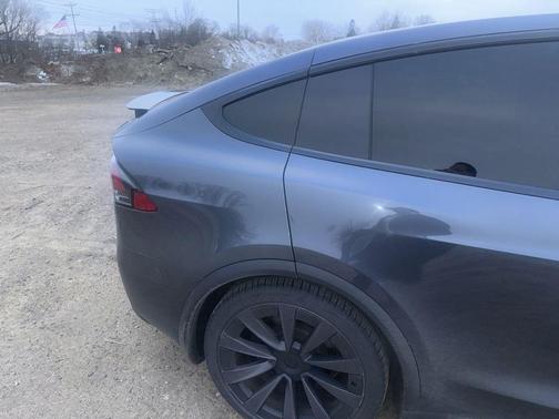 2022 Tesla Model X Dual Motor All-Wheel Drive