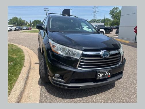 Attitude Black Metallic 2015 Toyota Highlander Hybrid Platinum