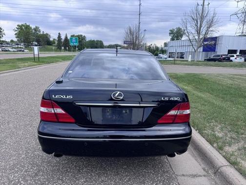 2004 Lexus LS 430 Base