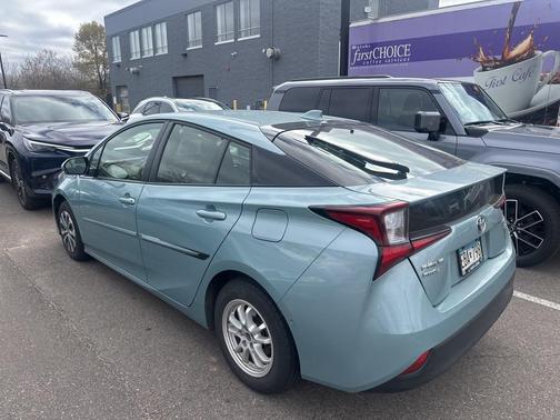 2020 Toyota Prius XLE