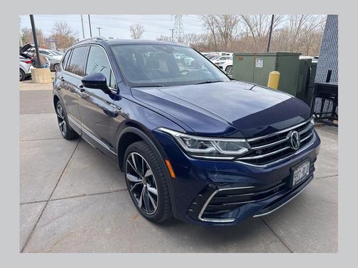 2022 Volkswagen Tiguan 2.0T SEL R-Line 4MOTION