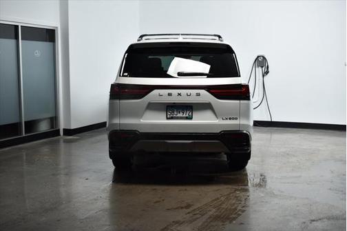 2024 Lexus LX 600 Luxury