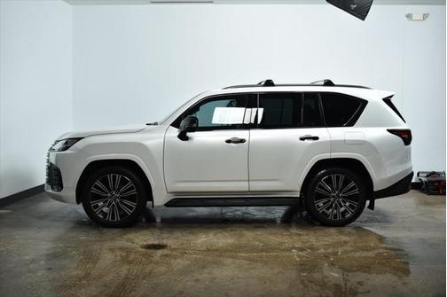 2024 Lexus LX 600 Luxury