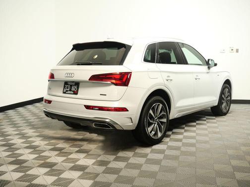 2022 Audi Q5 45 S line Premium