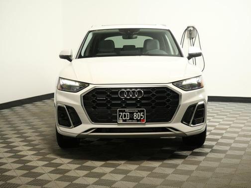 2022 Audi Q5 45 S line Premium