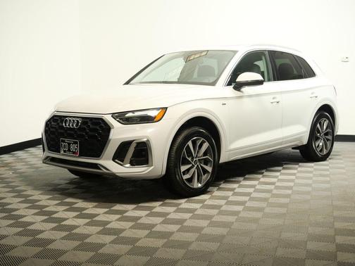2022 Audi Q5 45 S line Premium