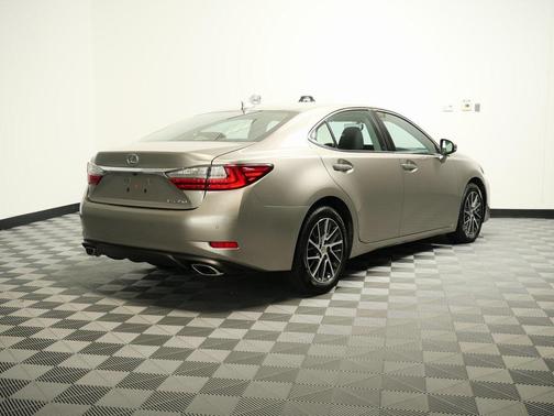 2016 Lexus ES 350 Base