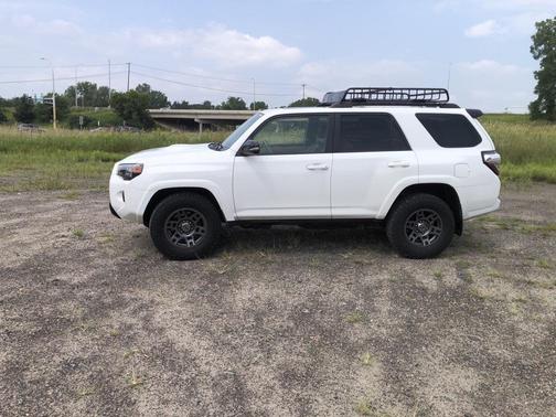 2020 Toyota 4Runner Venture